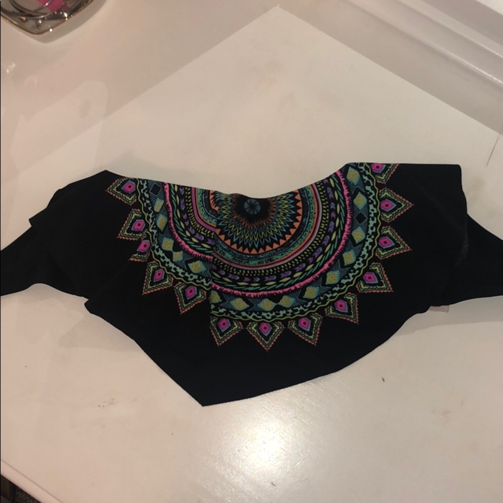 Adorable swimsuit top!